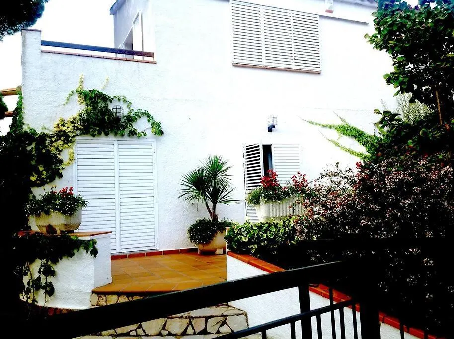 Casa A L'Escala Amb Jardi I Piscina Privada. Villa 0*,  Spain